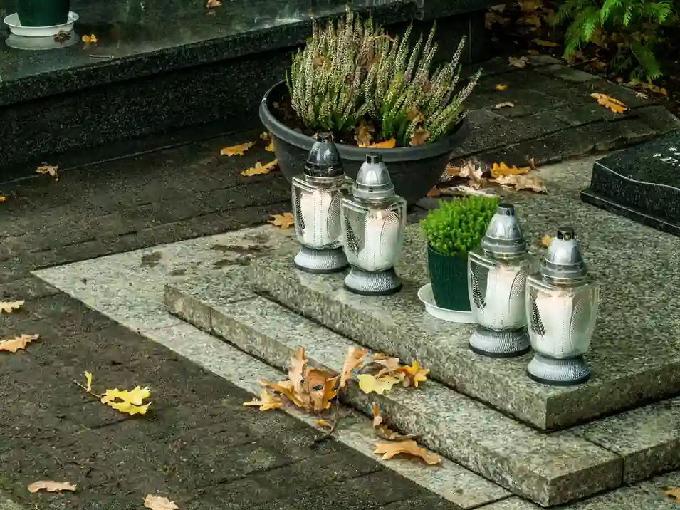 Can a QR Memorial Be Private memorial guidance image Evaheld Memorials — visual about Password protection, private links, and limited-content pages are not the same by Evaheld Memorials