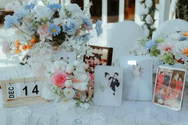 Celebration of life ideas floral table setting for Evaheld Memorials — featured visual for Celebration of Life Ideas by Evaheld Memorials