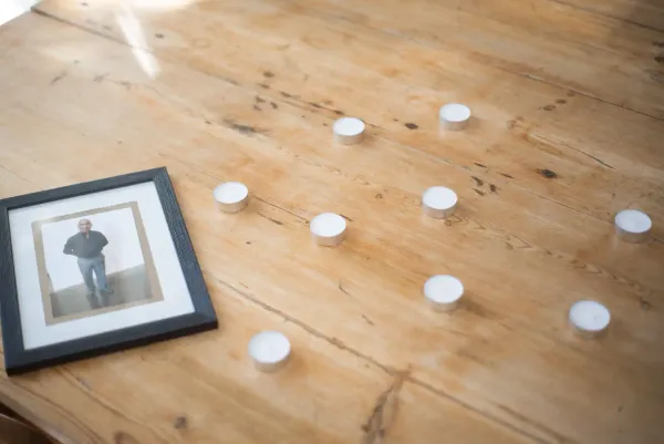 What to Include in an Online Memorial Page memorial guidance image Evaheld Memorials — featured visual for What to Include in an Online Memorial Page by Evaheld Memorials