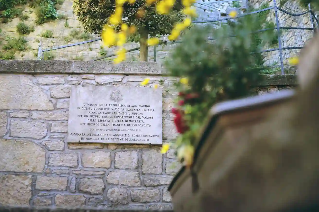 Are QR Memorials Future-Proof? What Families Should Know memorial guidan — featured visual for Are QR Memorials Future-Proof? What Families Should Know by Evaheld Memorials